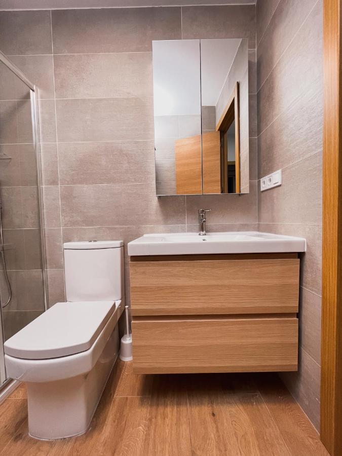 Habitacion En Vivienda Centrica Bilbao Leilighet Eksteriør bilde