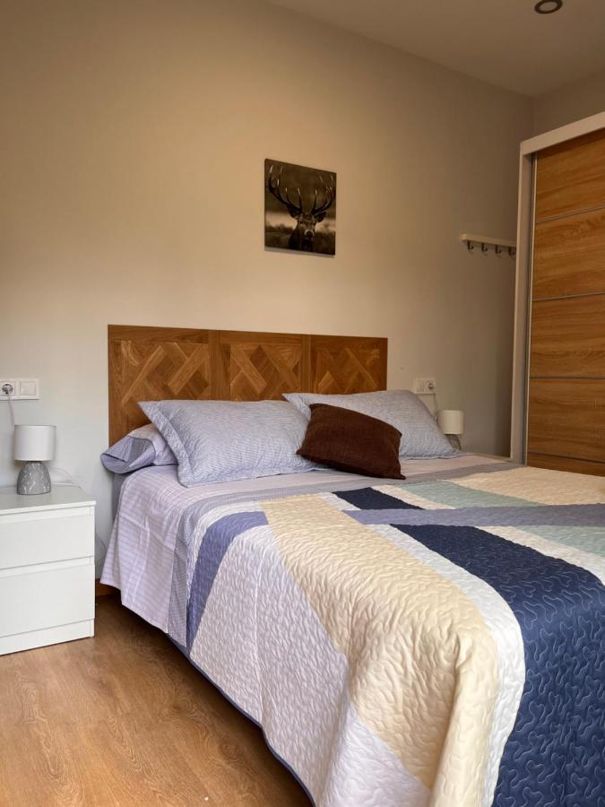 Habitacion En Vivienda Centrica Bilbao Leilighet Eksteriør bilde