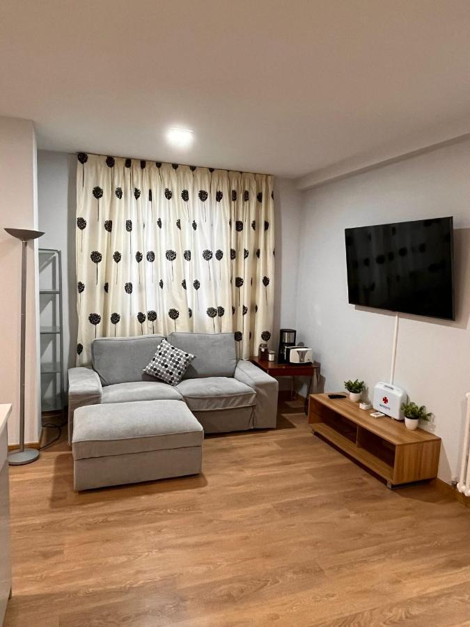 Habitacion En Vivienda Centrica Bilbao Leilighet Eksteriør bilde