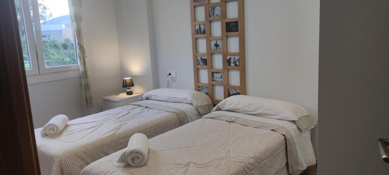 Habitacion En Vivienda Centrica Bilbao Leilighet Eksteriør bilde
